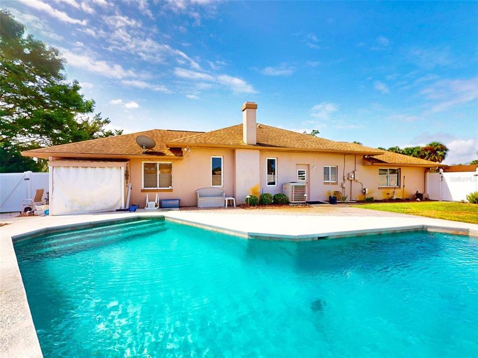 En Venta: $824,999 (3 camas, 2 baños, 2993 Pies cuadrados)