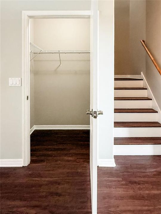 For Rent: $2,595 (4 beds, 3 baths, 2400 Square Feet)