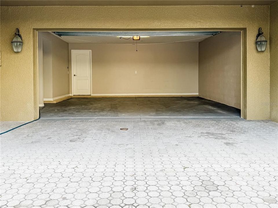 For Rent: $2,595 (4 beds, 3 baths, 2400 Square Feet)