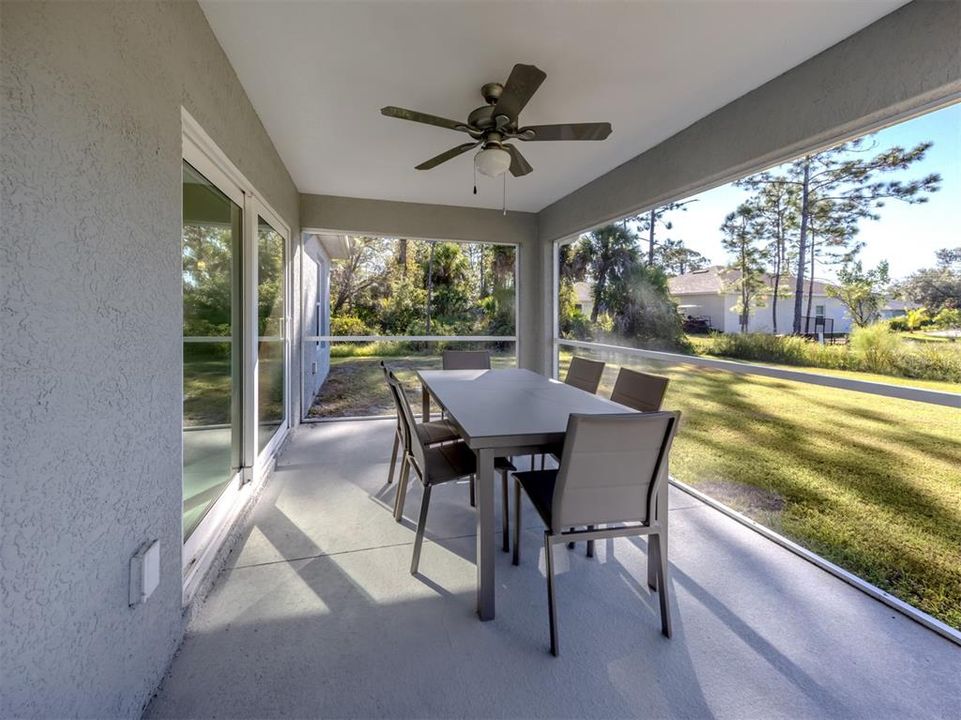 На продажу: $338,750 (3 спален, 2 ванн, 1436 Квадратных фут)