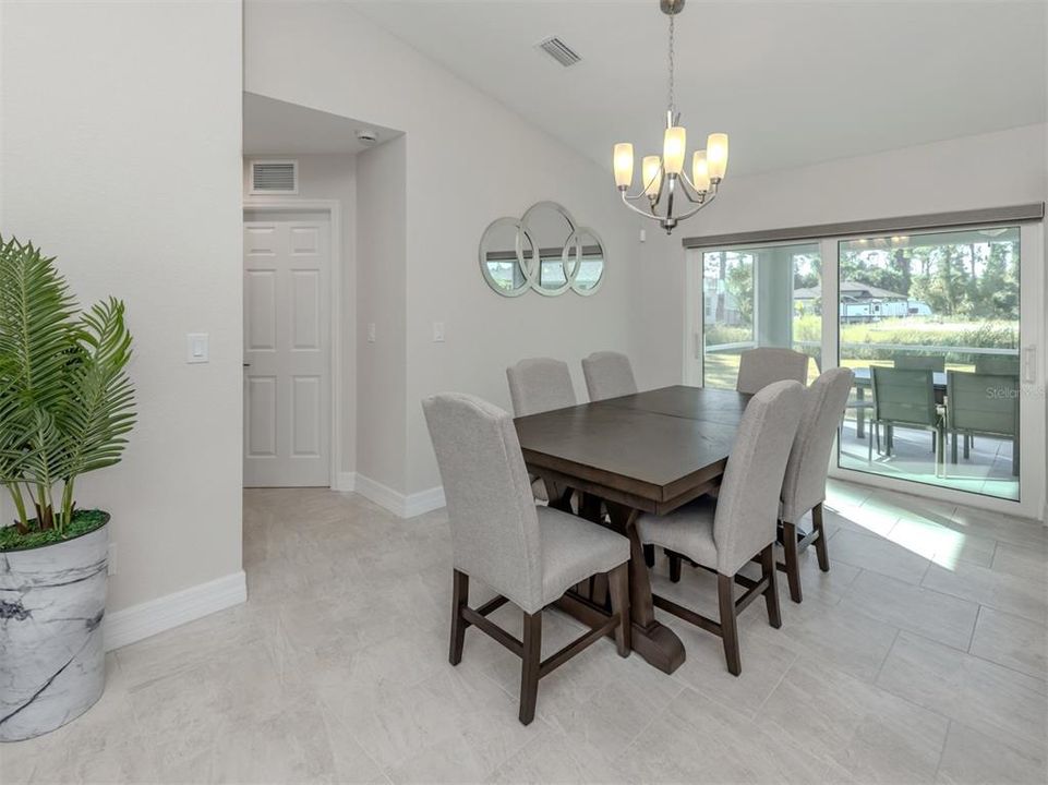 На продажу: $338,750 (3 спален, 2 ванн, 1436 Квадратных фут)