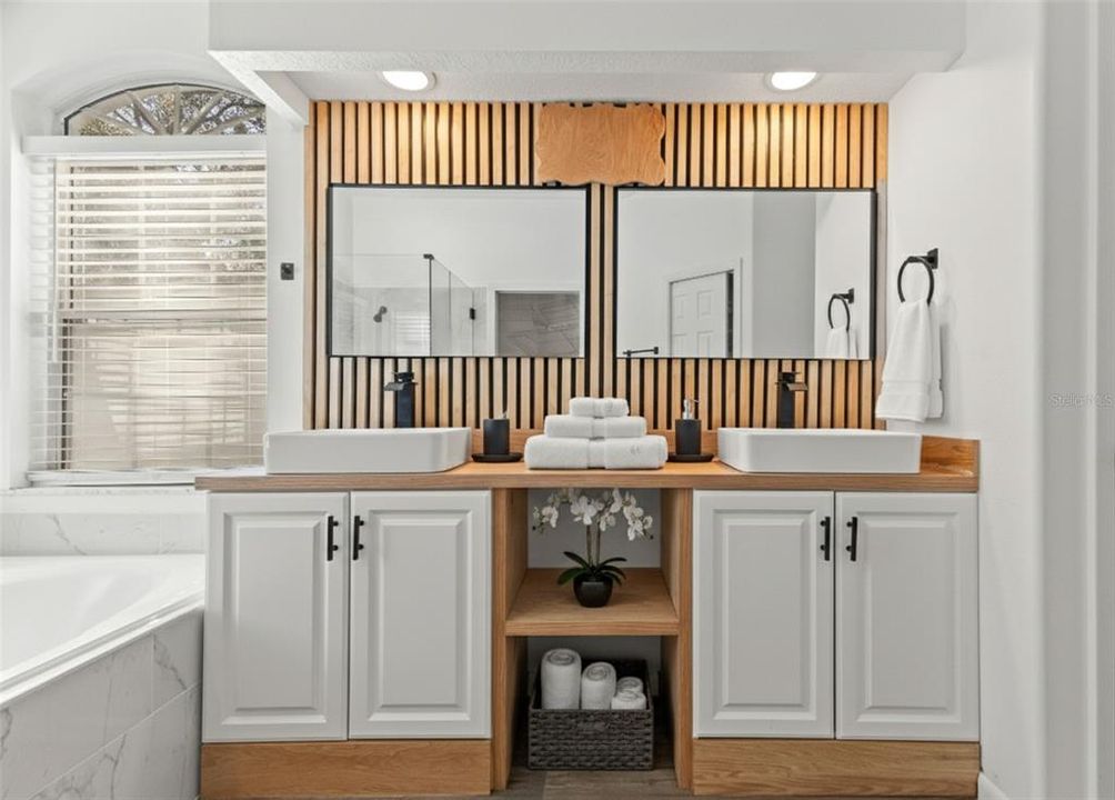 待售: $468,000 (3 贝兹, 2 浴室, 2007 平方英尺)