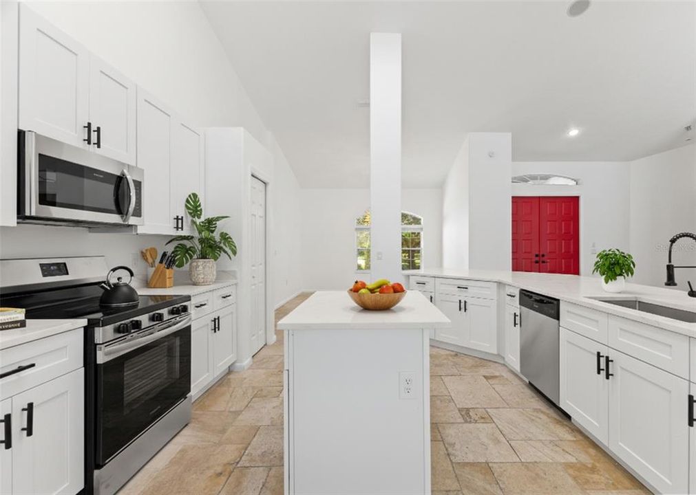 待售: $468,000 (3 贝兹, 2 浴室, 2007 平方英尺)