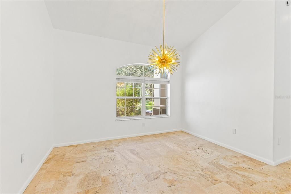 待售: $468,000 (3 贝兹, 2 浴室, 2007 平方英尺)