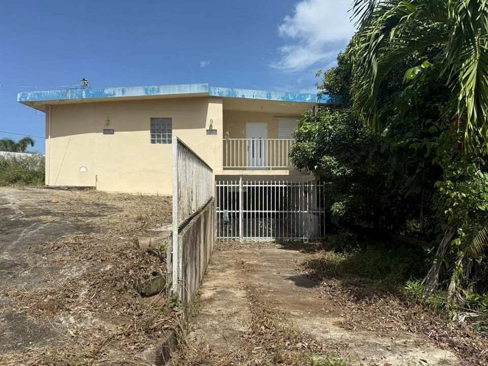 Vendido Recientemente: $140,000 (2 camas, 1 baños, 10570 Pies cuadrados)