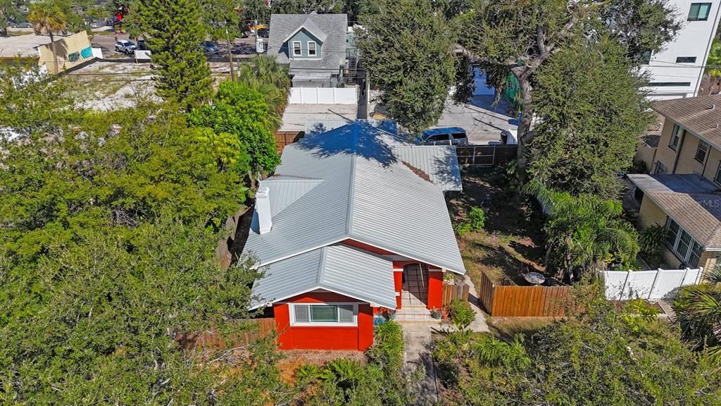 合同活跃: $629,000 (2 贝兹, 2 浴室, 1448 平方英尺)