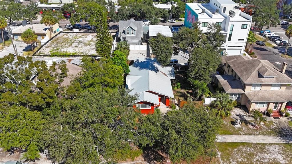 合同活跃: $629,000 (2 贝兹, 2 浴室, 1448 平方英尺)