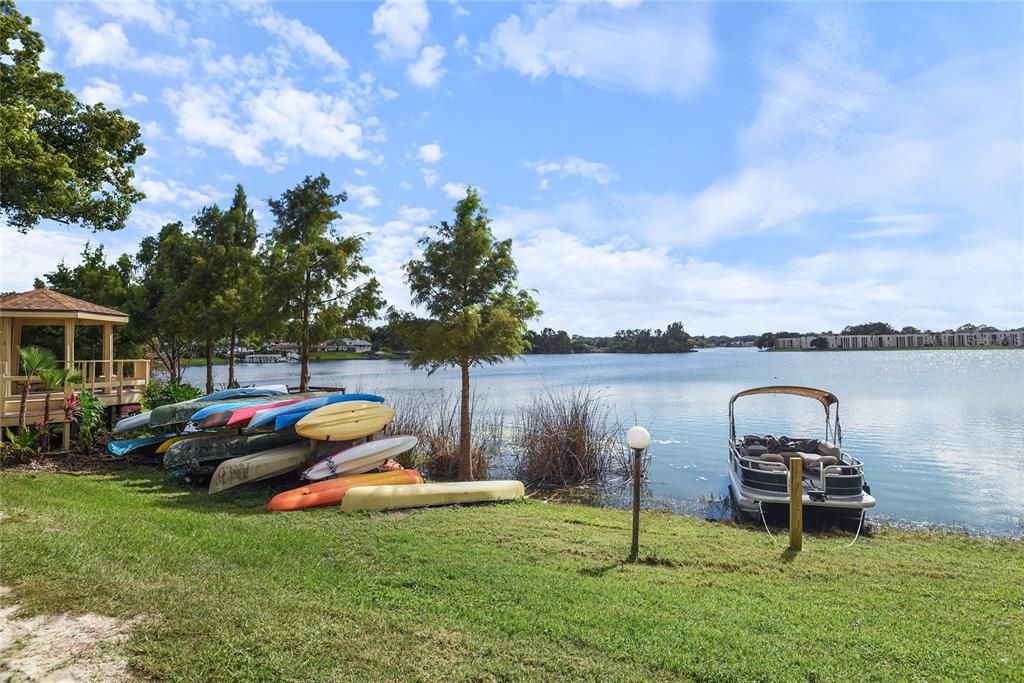 待售: $119,000 (1 贝兹, 1 浴室, 581 平方英尺)