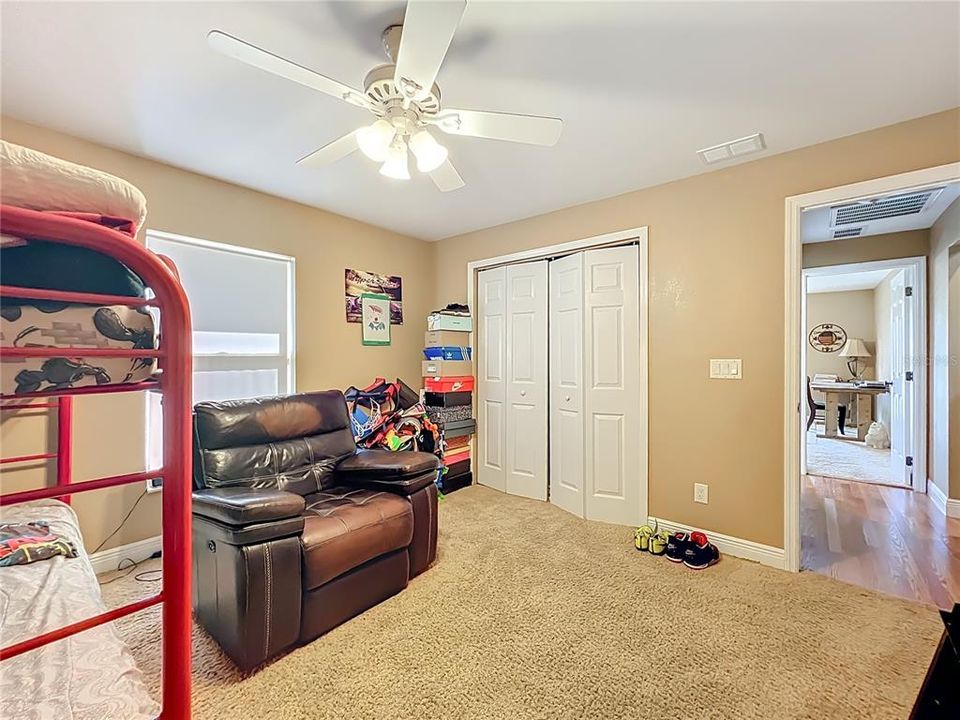 待售: $3,500,000 (4 贝兹, 3 浴室, 3305 平方英尺)