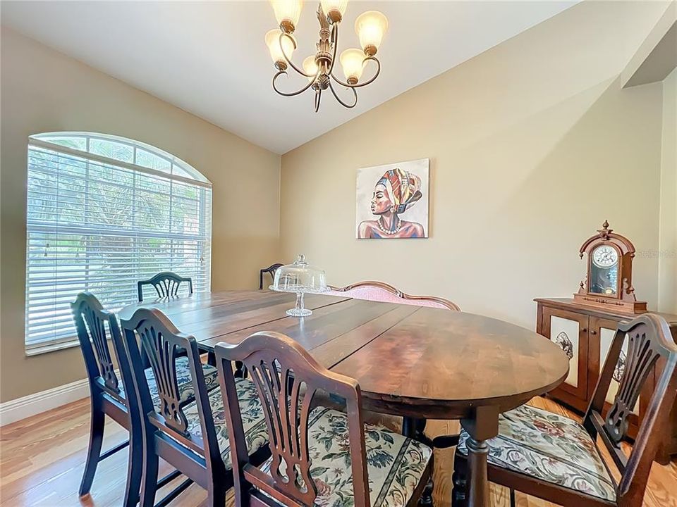 待售: $3,500,000 (4 贝兹, 3 浴室, 3305 平方英尺)