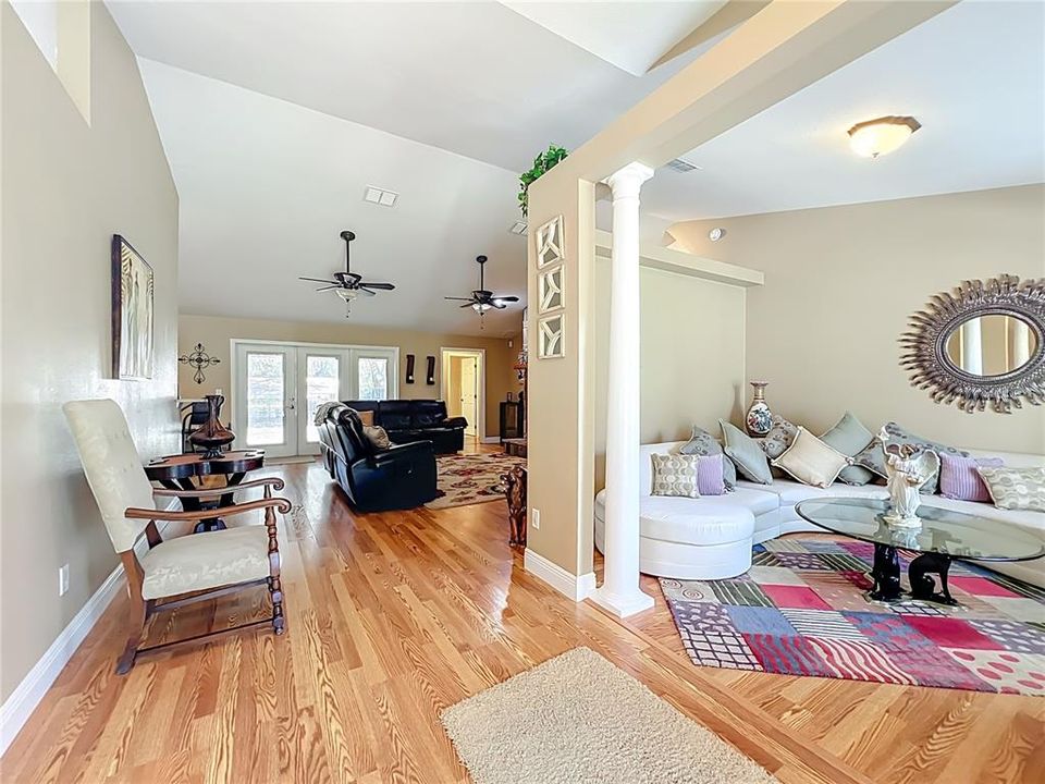 待售: $3,500,000 (4 贝兹, 3 浴室, 3305 平方英尺)