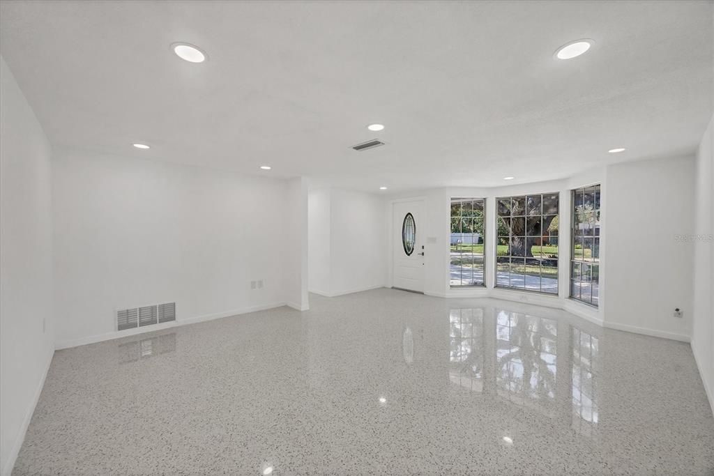 待售: $579,000 (3 贝兹, 2 浴室, 1816 平方英尺)