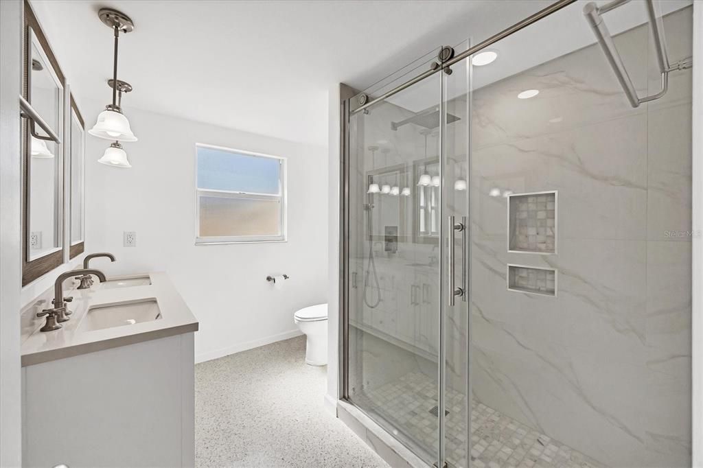 待售: $579,000 (3 贝兹, 2 浴室, 1816 平方英尺)