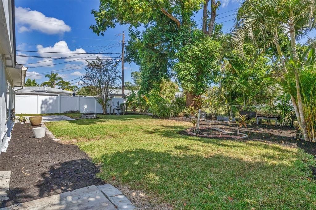 待售: $579,000 (3 贝兹, 2 浴室, 1816 平方英尺)