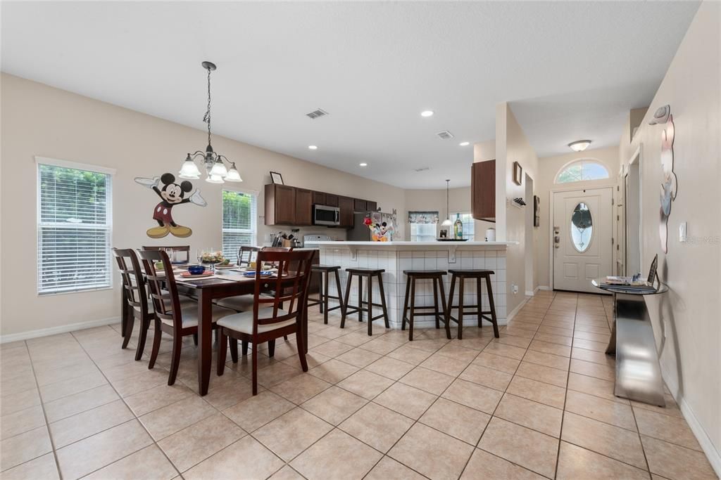 For Rent: $2,600 (4 beds, 3 baths, 1839 Square Feet)