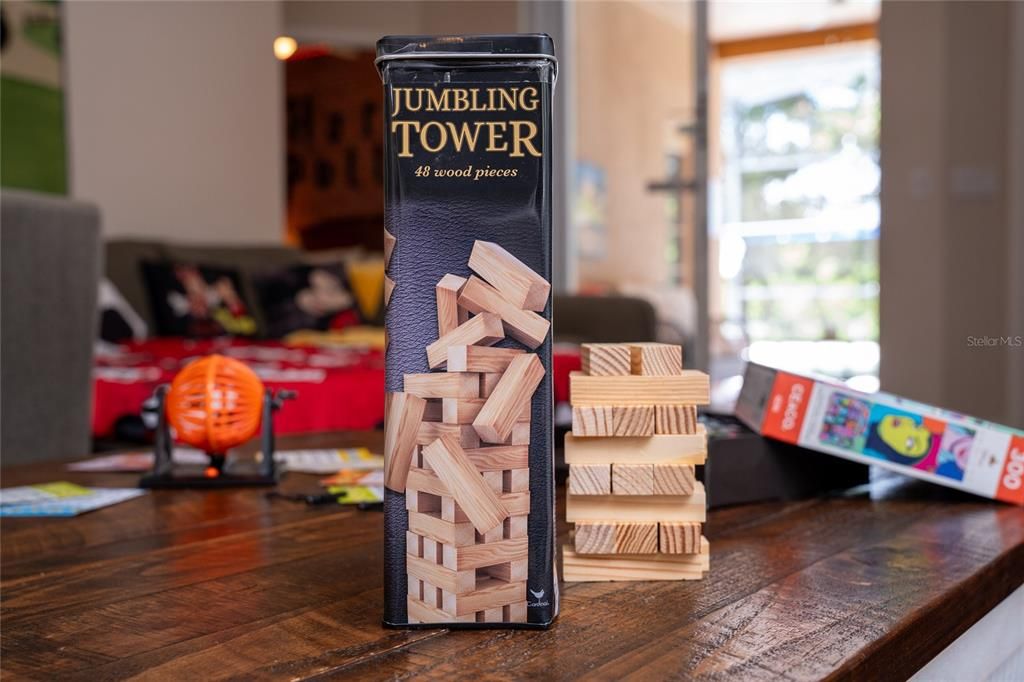 For Rent: $2,600 (4 beds, 3 baths, 1839 Square Feet)