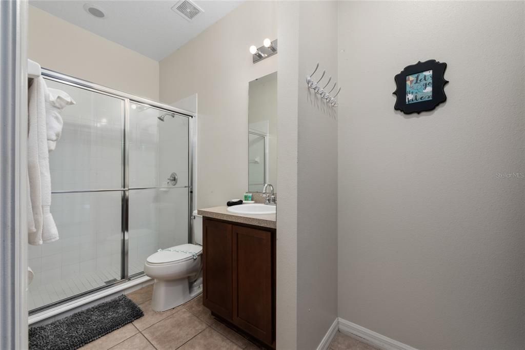 For Rent: $2,600 (4 beds, 3 baths, 1839 Square Feet)