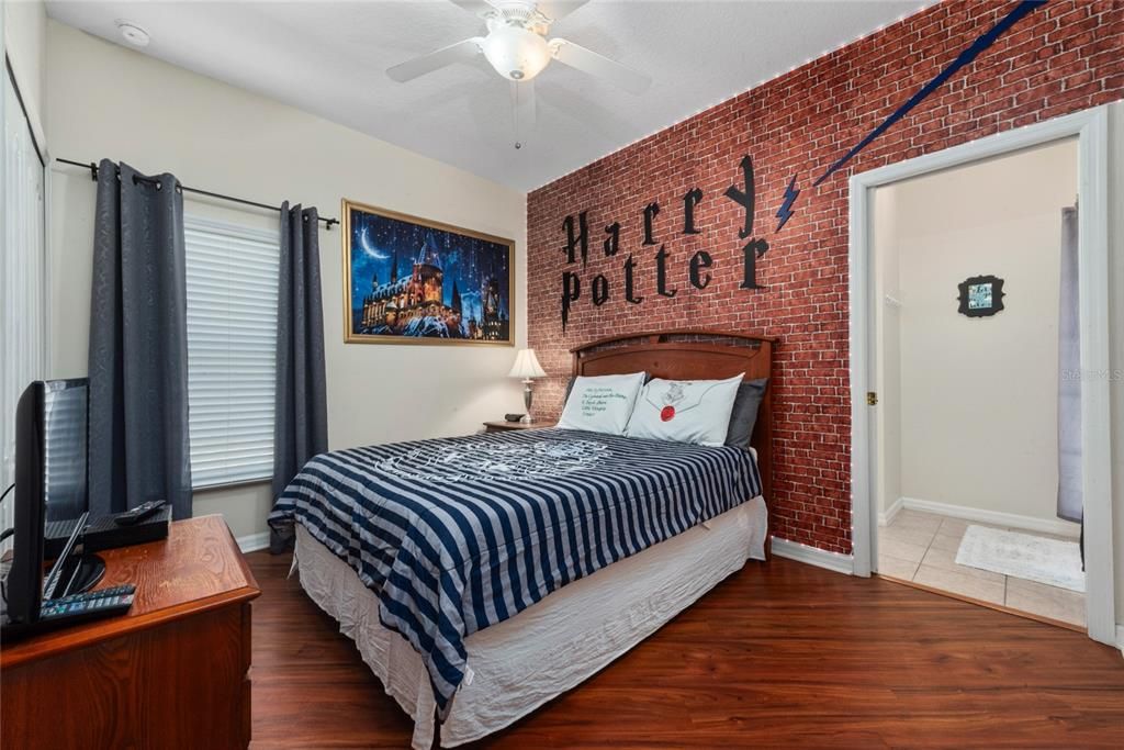 For Rent: $2,600 (4 beds, 3 baths, 1839 Square Feet)