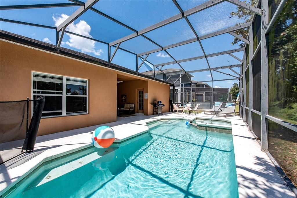 For Rent: $2,600 (4 beds, 3 baths, 1839 Square Feet)