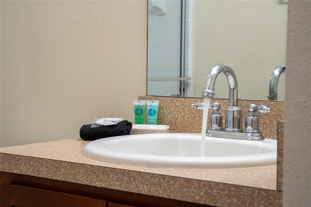 For Rent: $2,600 (4 beds, 3 baths, 1839 Square Feet)