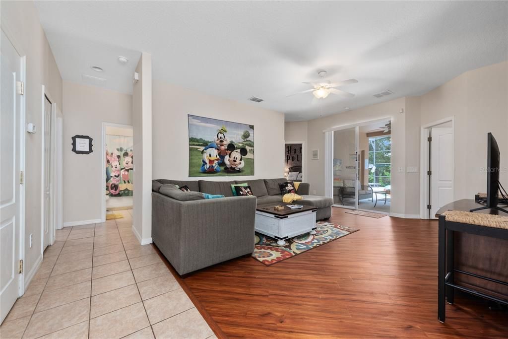 For Rent: $2,600 (4 beds, 3 baths, 1839 Square Feet)