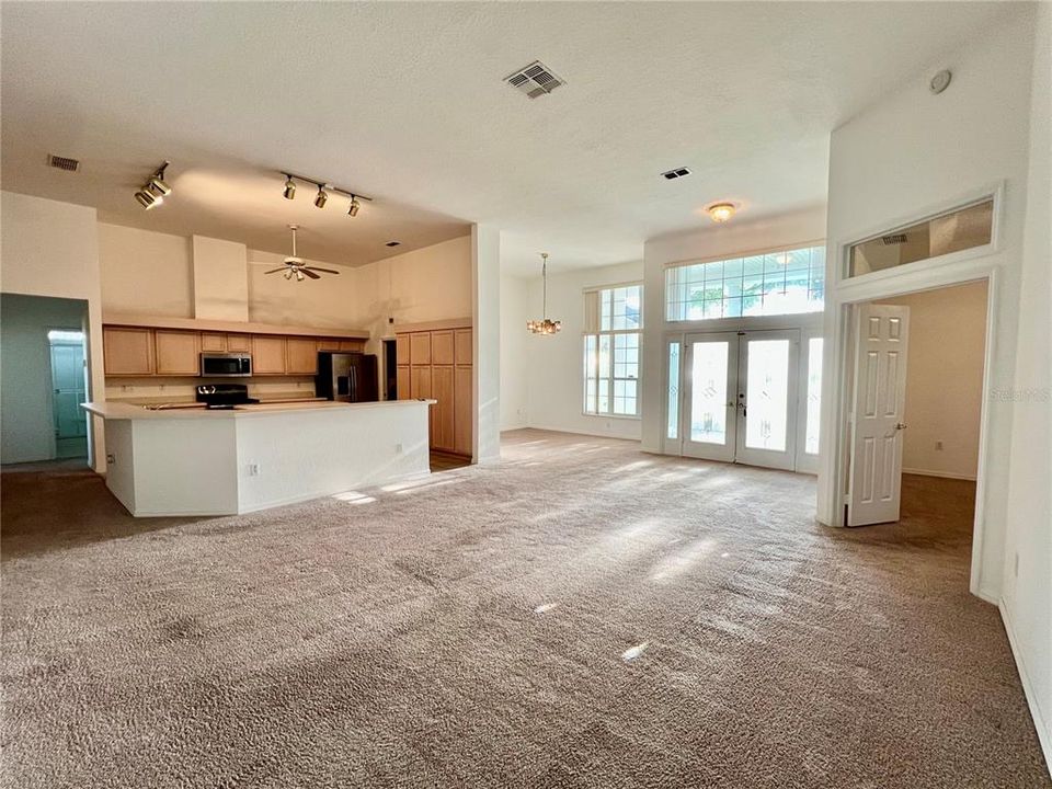 En Venta: $324,200 (3 camas, 2 baños, 2236 Pies cuadrados)