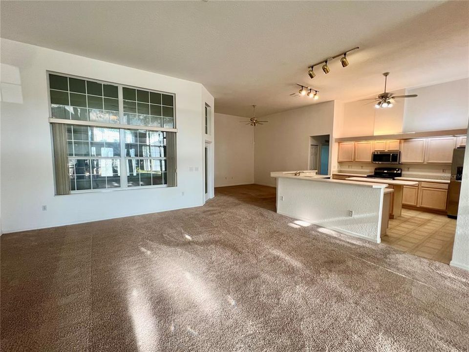 En Venta: $324,200 (3 camas, 2 baños, 2236 Pies cuadrados)