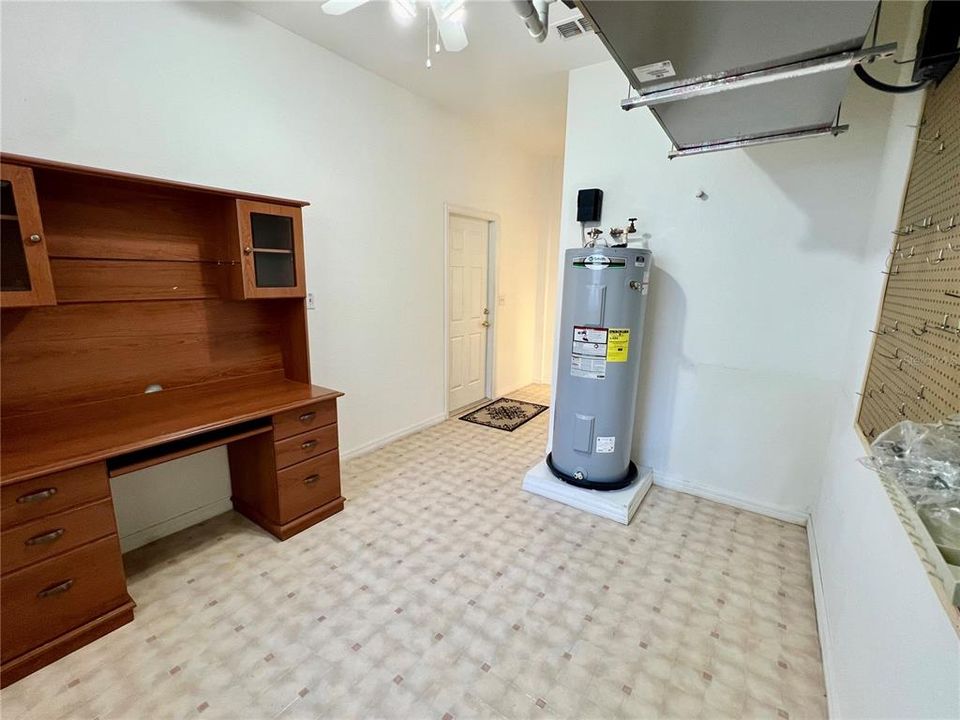 En Venta: $324,200 (3 camas, 2 baños, 2236 Pies cuadrados)