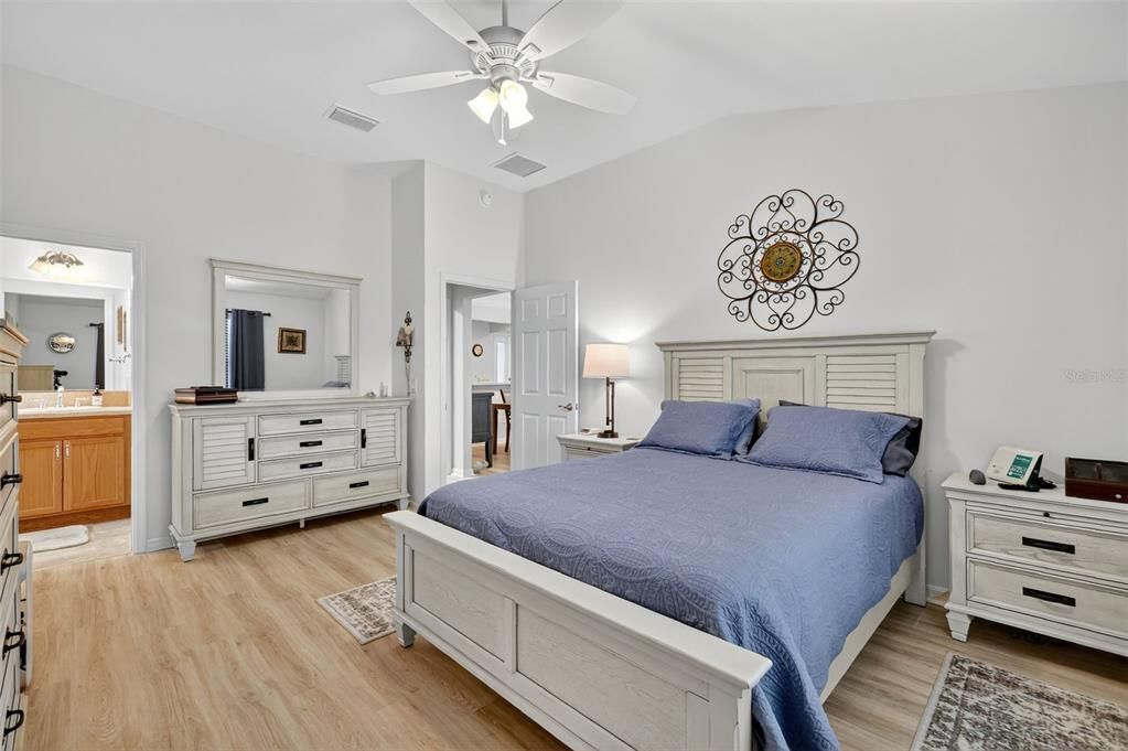 En Venta: $399,950 (3 camas, 2 baños, 1569 Pies cuadrados)