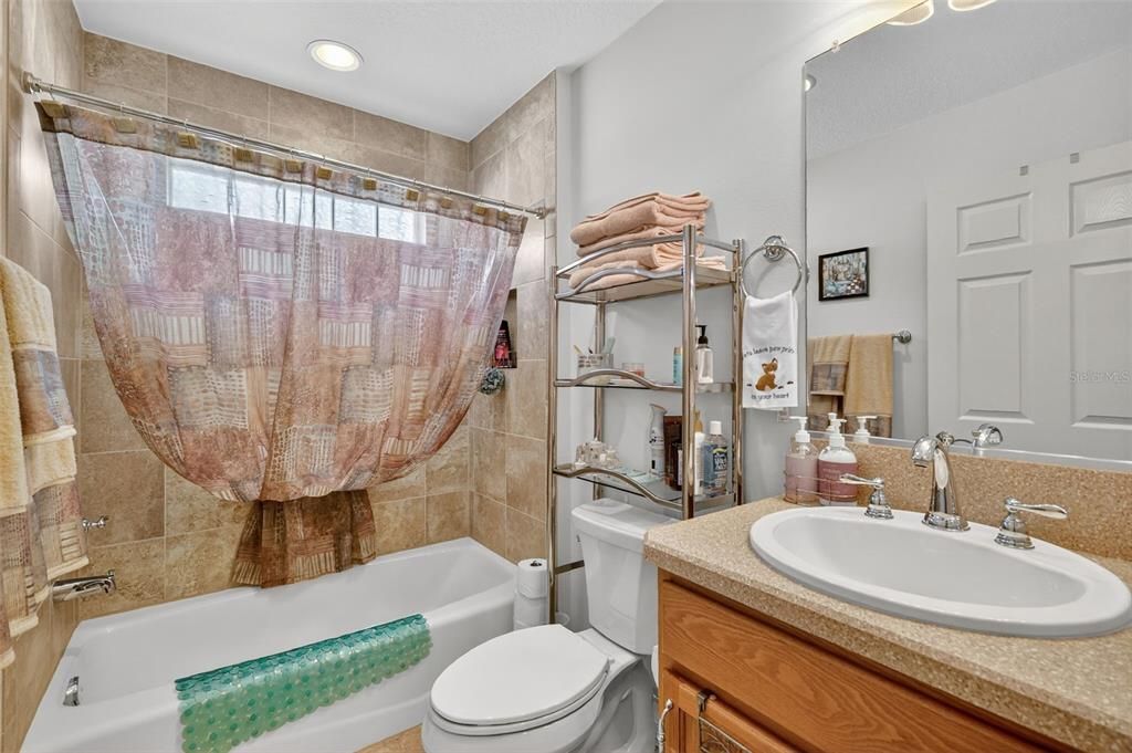 En Venta: $399,950 (3 camas, 2 baños, 1569 Pies cuadrados)