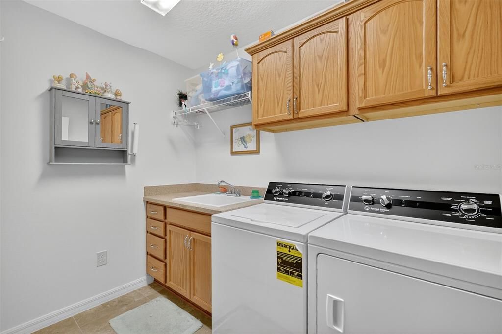 En Venta: $399,950 (3 camas, 2 baños, 1569 Pies cuadrados)