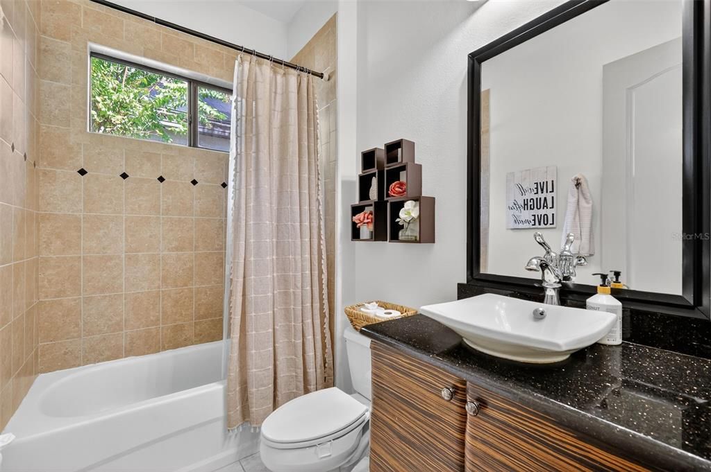 待售: $1,699,000 (5 贝兹, 4 浴室, 5441 平方英尺)