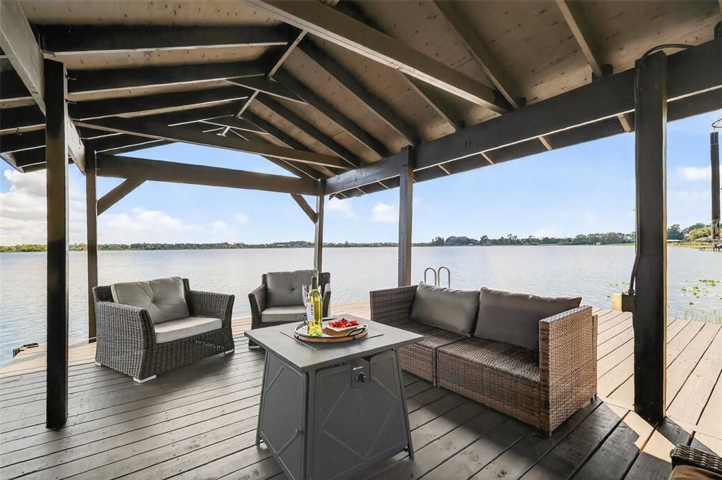 待售: $1,699,000 (5 贝兹, 4 浴室, 5441 平方英尺)