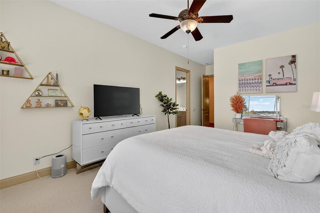 待售: $1,699,000 (5 贝兹, 4 浴室, 5441 平方英尺)