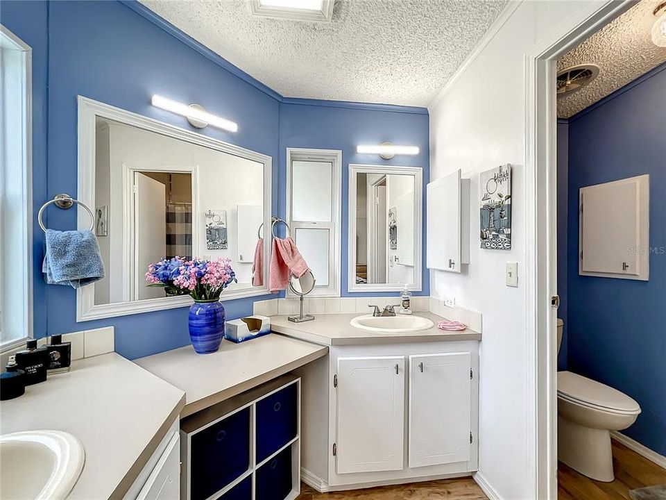 待售: $169,900 (2 贝兹, 2 浴室, 1525 平方英尺)