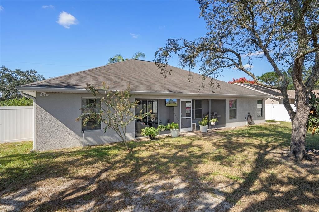 En Venta: $390,000 (4 camas, 2 baños, 2121 Pies cuadrados)