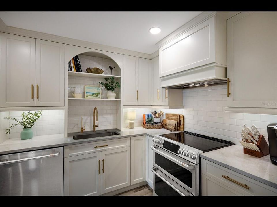 Activo con contrato: $879,000 (2 camas, 2 baños, 1265 Pies cuadrados)