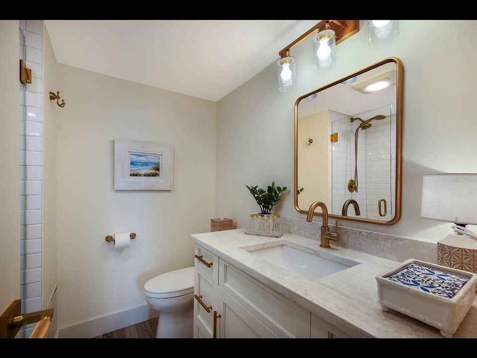 Activo con contrato: $879,000 (2 camas, 2 baños, 1265 Pies cuadrados)