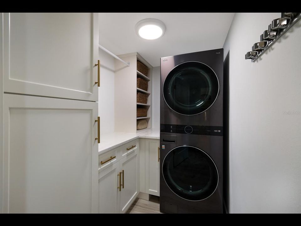 Activo con contrato: $879,000 (2 camas, 2 baños, 1265 Pies cuadrados)