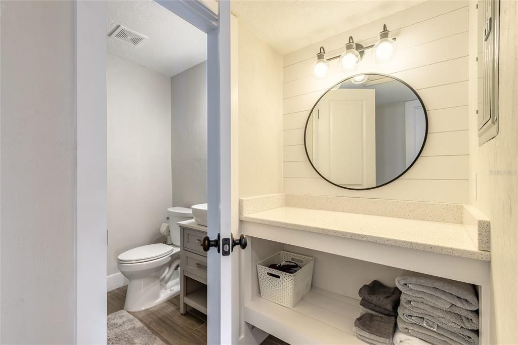 待售: $450,000 (4 贝兹, 2 浴室, 1661 平方英尺)