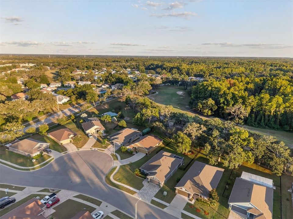 合同活跃: $400,000 (3 贝兹, 2 浴室, 1978 平方英尺)