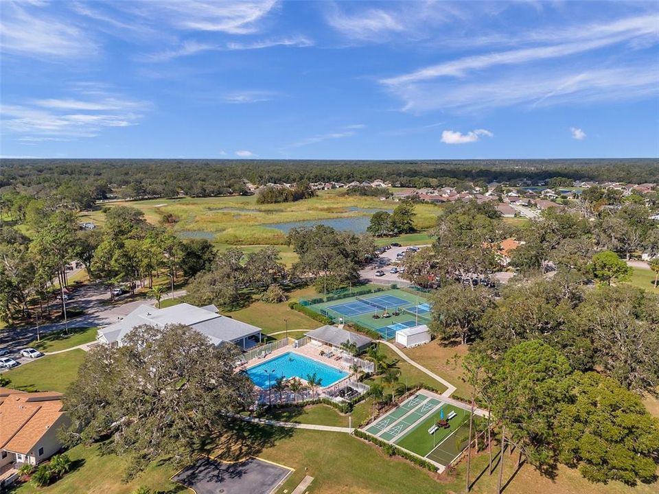 合同活跃: $400,000 (3 贝兹, 2 浴室, 1978 平方英尺)