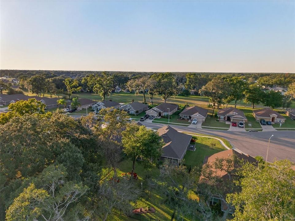 合同活跃: $400,000 (3 贝兹, 2 浴室, 1978 平方英尺)