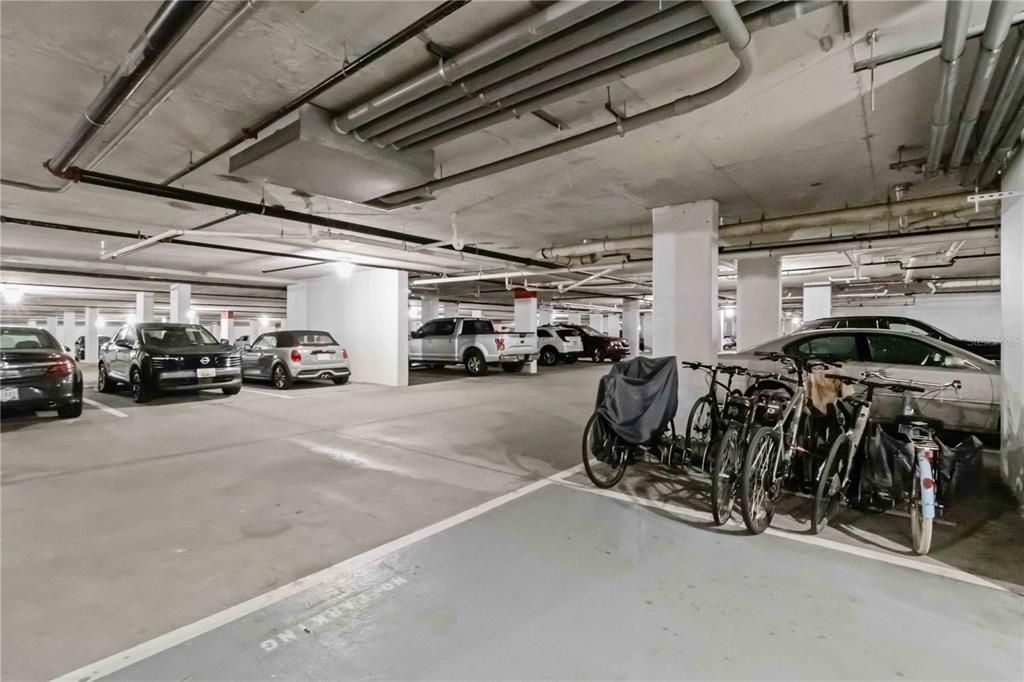 En Venta: $388,000 (2 camas, 2 baños, 985 Pies cuadrados)