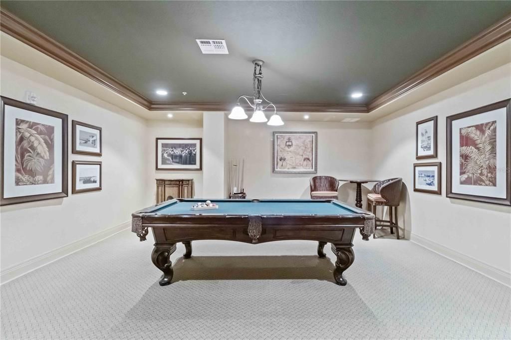 En Venta: $388,000 (2 camas, 2 baños, 985 Pies cuadrados)