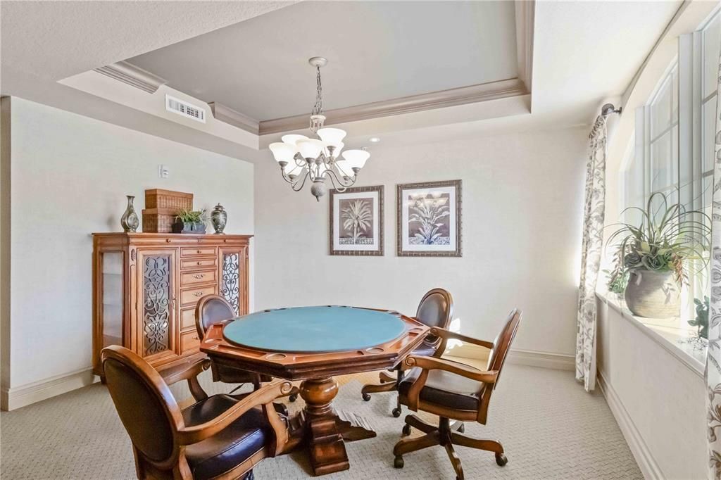 En Venta: $388,000 (2 camas, 2 baños, 985 Pies cuadrados)