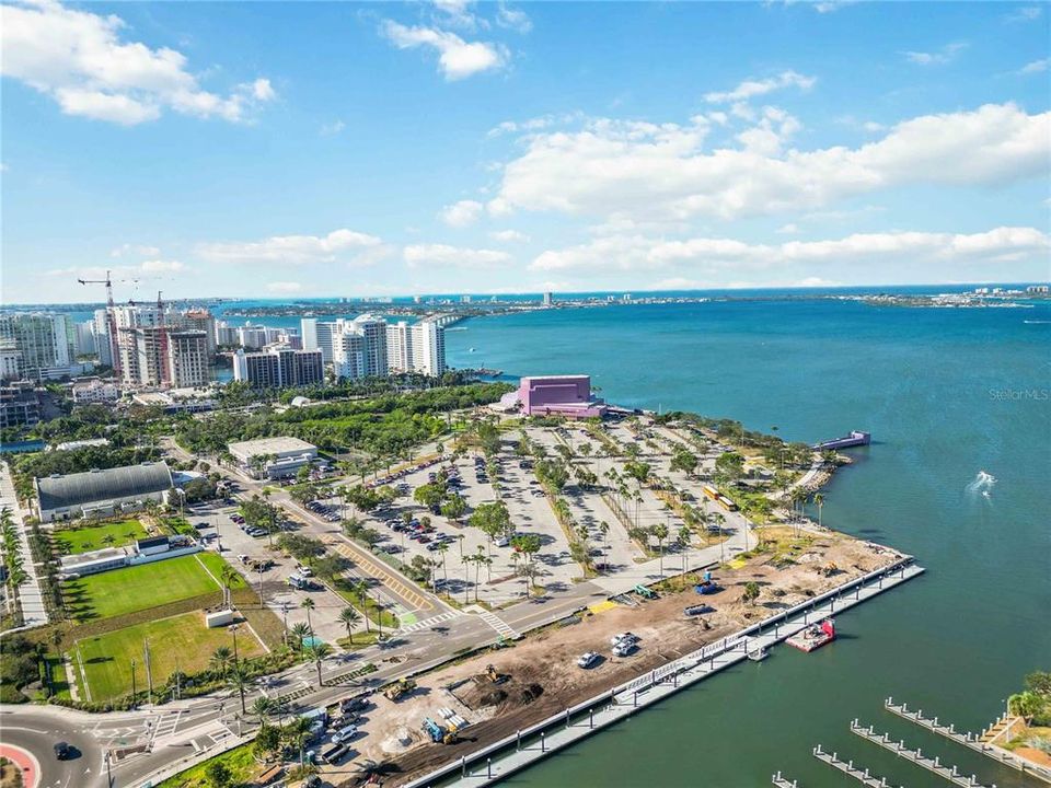 En Venta: $388,000 (2 camas, 2 baños, 985 Pies cuadrados)