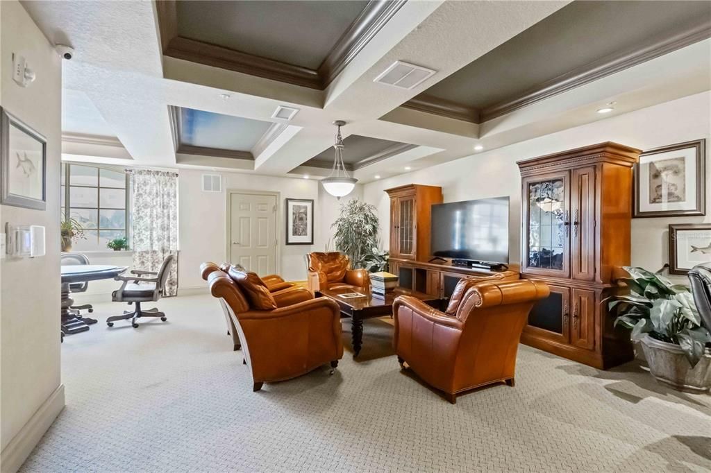 En Venta: $388,000 (2 camas, 2 baños, 985 Pies cuadrados)