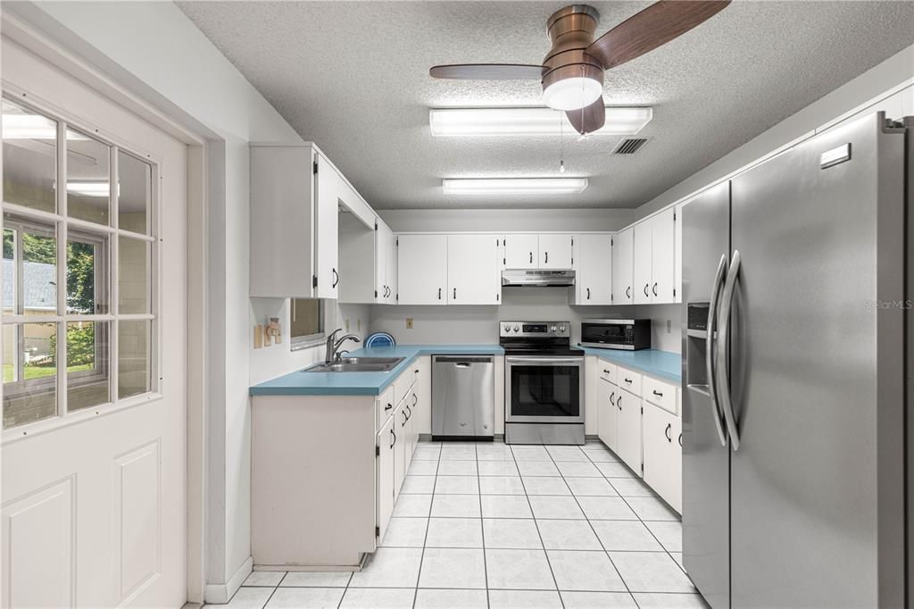 En Venta: $148,500 (2 camas, 2 baños, 1204 Pies cuadrados)