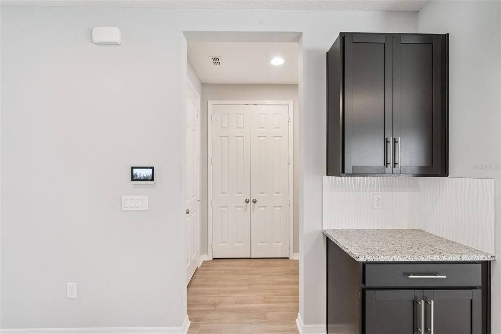 На продажу: $885,000 (5 спален, 5 ванн, 3687 Квадратных фут)